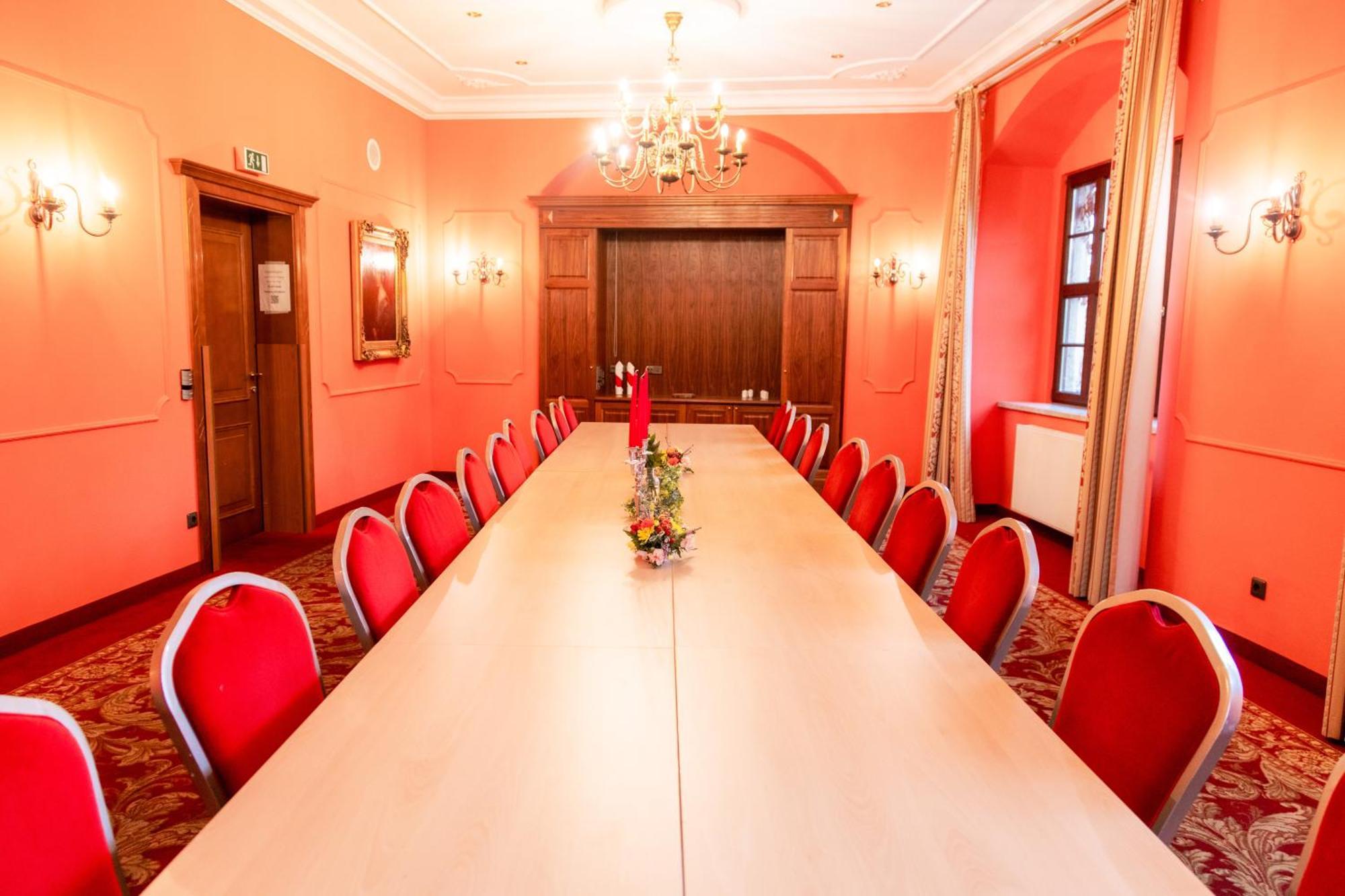 Hotel Schloss Schkopau Buitenkant foto