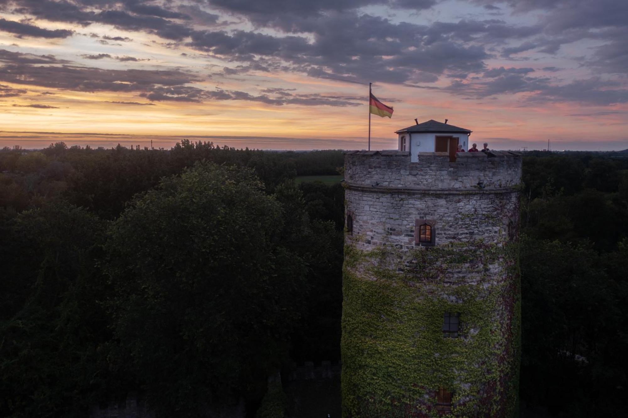 Hotel Schloss Schkopau Buitenkant foto