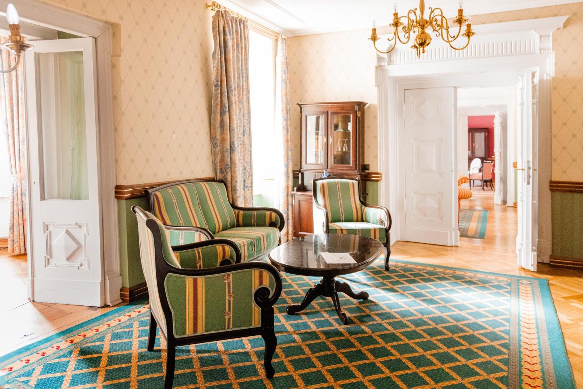 Hotel Schloss Schkopau Buitenkant foto
