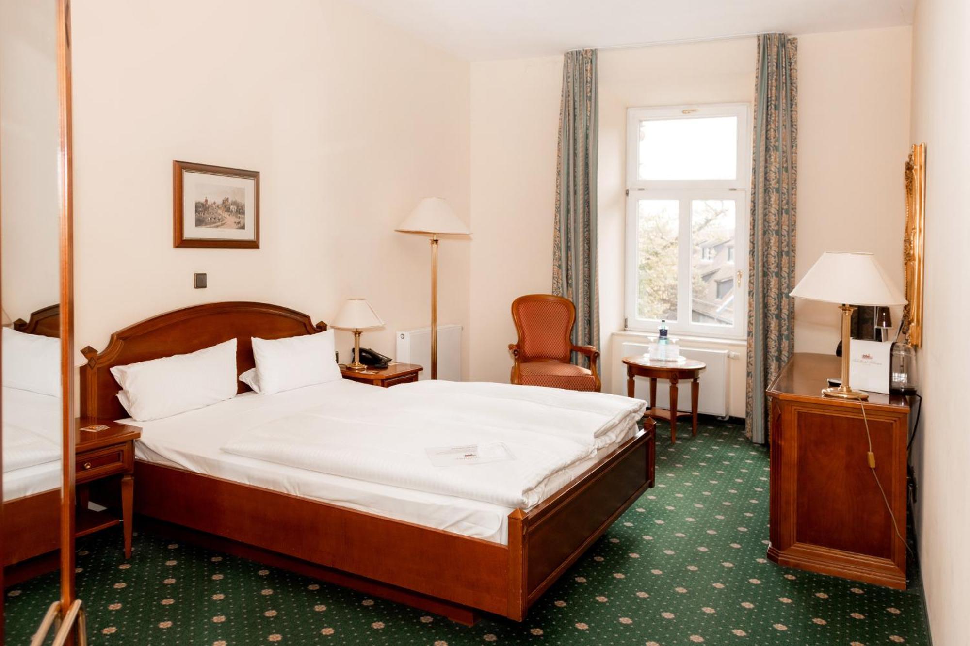 Hotel Schloss Schkopau Buitenkant foto