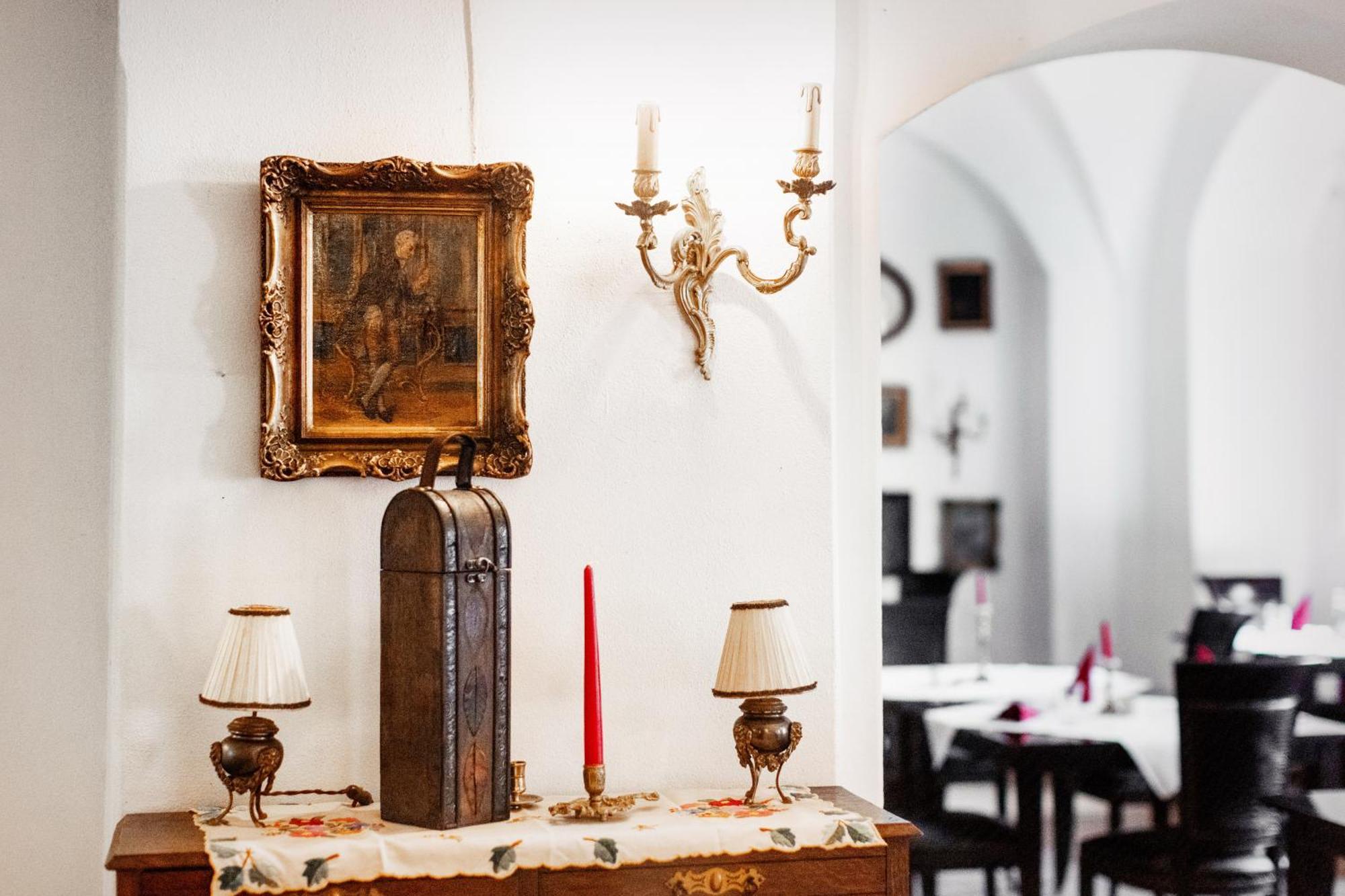 Hotel Schloss Schkopau Buitenkant foto