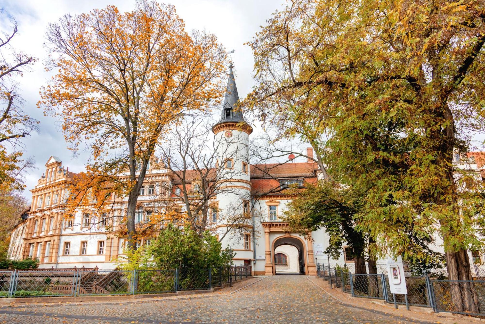 Hotel Schloss Schkopau Buitenkant foto