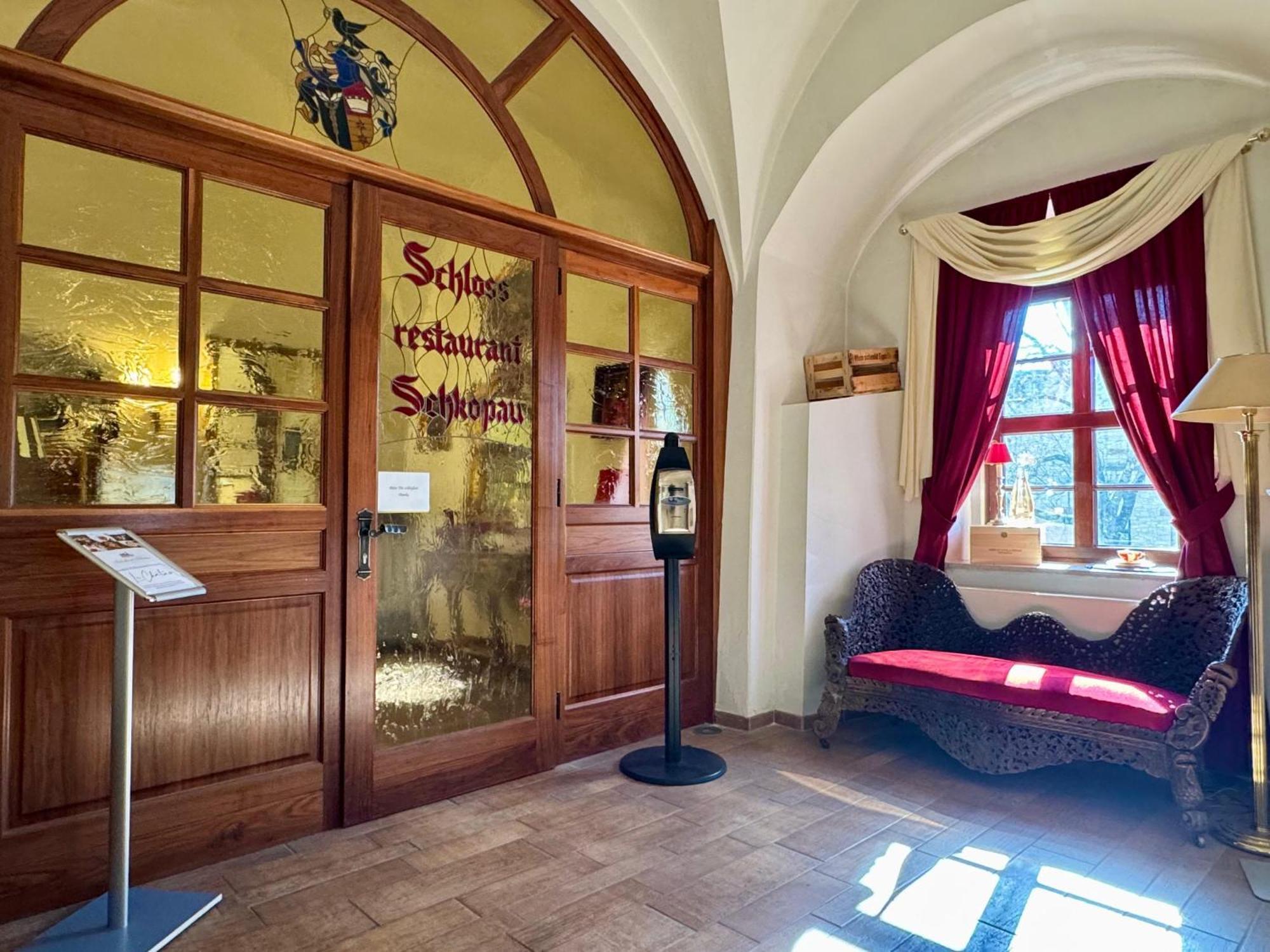 Hotel Schloss Schkopau Buitenkant foto